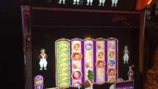 Willy Wonka Slot Machine Bonus - Oompa Loompa Wild Reel