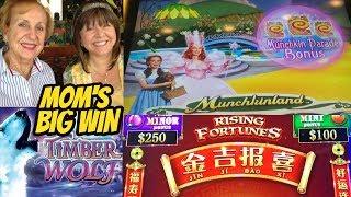 MOM'S BIG WIN TIMBER WOLF-RISING FORTUNES AND MUNCHINLAND