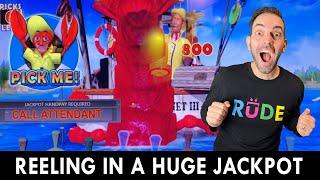 ⋆ Slots ⋆ Reeling In A Huge Jackpot With ⋆ Slots ⋆ Lucky Larry!