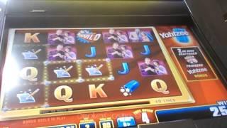 New Yahtzee shake it by WMS Slot Machine