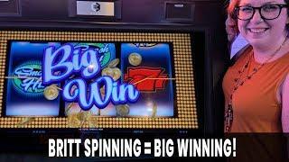 •‍•️ BRITT Spinning = Britt WINNING!!! • + Smash Hit Slots