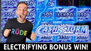 CASH STORM ⋆ Slots ⋆ Electricifying Bonus WIN ⋆ Slots ⋆ Plus Money Rain on Hard Rock Social!