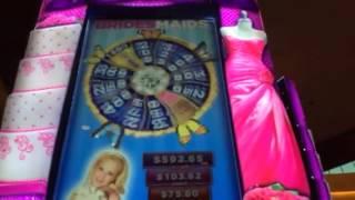 Bridesmaids slot machine bonus