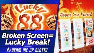 Lucky 88 Slot - Broken Screen equals Lucky Break for Mom with 88x Multiplier!