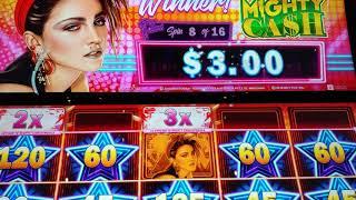 Madonna Mighty Cash 16 Free Spins with Random Features
