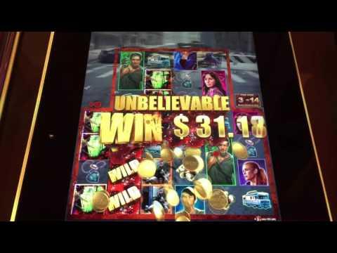 The Walking Dead Slot Machine Bonus & Line Hit *NICE* 2 Videos