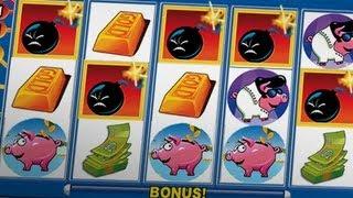 RICH LITTLE PIGGIES  5 Bombs Scatters - 5c Video slot game winning in casino