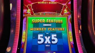 NEW COIN COMBO SUPER FREE GAMES $9 BET AT CHOCTAW #choctaw #casino #slots #slotmachine