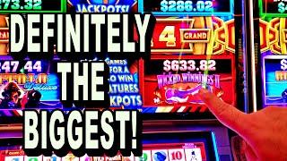 NOW THAT'S DEFINITELY THE BIGGEST ONE I HAVE EVER SEEN!!! - Las Vegas Casino Wonder 4 Slot Machine