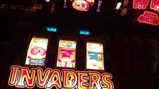First look Red Gaming Invaders £25 Jackpot