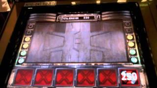 Slot machine bonus win on Aliens
