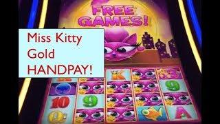 Amazing handpay on Miss Kitty Gold slot (max bet)