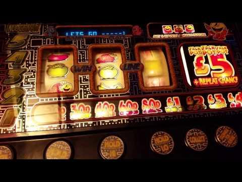 Pacman Plus £5 Fruit Machine Big Money Streak