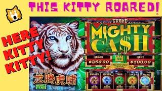 ⋆ Slots ⋆  MASSIVE WINNING ON MIGHTY CASH LONG TENG HU XIAO TIGER SLOT MACHINE POKIE