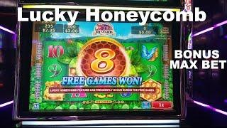 Lucky Honeycomb Slot Machine MAX BET with BONUS Free Games The Cosmoplitan
