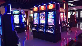 LIVE from AINSWORTH Slot Machine Facility in LAS VEGAS - JACKPOT FEATURES with SIZZLING