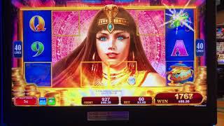 Radiant Queen Slot Machine - Bonus Round Free Games