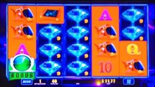 Diamond Hunt Slot Machine