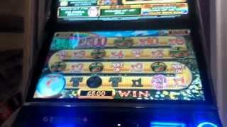 W.O.O over the rainbow £30 mega spins....crazy features