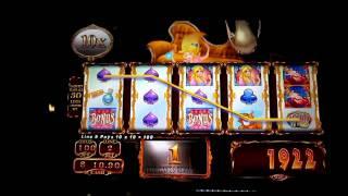 Alice And The Enchanted Mirror Slot Machine (WMS) (The Best Of 2011)