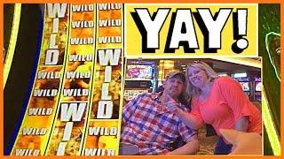 I MET A FAN! • THEY BROUGHT ME LUCK! • BIG WIN!! Slot Machine Pokie Bonus Wins