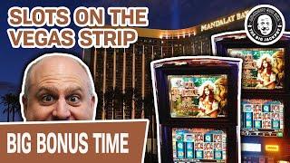• HOLY MOLY! • My FIRST TIME: Lion Heart Slots @ Mandalay Bay, Vegas