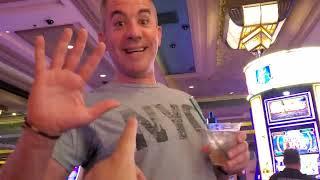 VEGAS PT. 2 - LESBIAN MIRACLES?? FUN W/ @Host David & ROBYN,  WILLY WONKA & DANCING DRUMS EXPLOSION