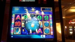 Lucky Fortune Slot Bonus - Aristocrat