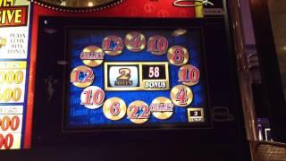 Elvis Quarter Machine Bonus Round Las Vegas Downtown