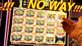 THIS SLOT IS DELUXE TOO!!!!!