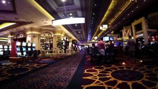 Walking through the Mandalay Bay Hotel & Casino in Las Vegas - 4K HD