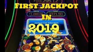 1st Handpay of 2019 - Fire • Link at OceanResort Casino