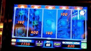 Invasion from Outerspace Slot Machine Bonus Win (queenslots)