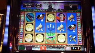 Wild Bat Slot Machine Bonus Win (queenslots)
