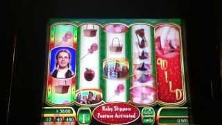 Wizard of Oz Ruby Slippers Slot Machine Bonus - Glinda Bubbles!