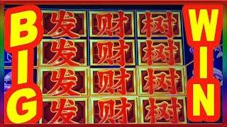 ** Slot Lover tries Brand New Slot Machines  ** SLOT LOVER **