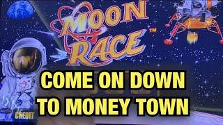 MOON RACE, COME ON DOWN TO MONEY TOWN!! WINSTAR WORLD CASINO THACKERVILLE OKLAHOMA !!