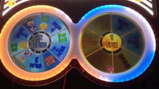 Elton John slot machine free spins.