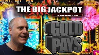 •GOLD PAYS  GIANT JACKPOT •