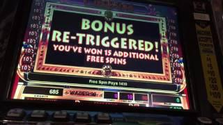 Cleopatra Slot Machine - MAX BET ~ FREE SPIN BONUS + RETRIGGERS! • DJ BIZICK'S SLOT CHANNEL