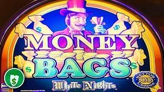 Money Bags White Nights slot machine, bonus