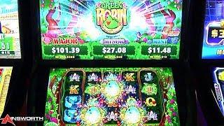 Green Robin Slot Machine from Ainsworth