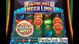 I do like starting off a bonus like this! Ultra Hot Mega Link ⋆ Slots ⋆️