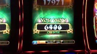 Chicago, Firekeepers and Glinda (HUGE Slot Compilation wins)