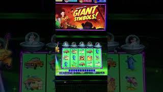 200 Free Games Bonus!!! GIANT SYMBOLS Invaders Attack from the Planet Moolah - Casino Slots - Part 2