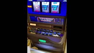 **HAND PAYS JACKPOTS**!! JFK WITH "RETRO"FROM YOU TUBE ON 4TH OF JULY WEEKEND 2016